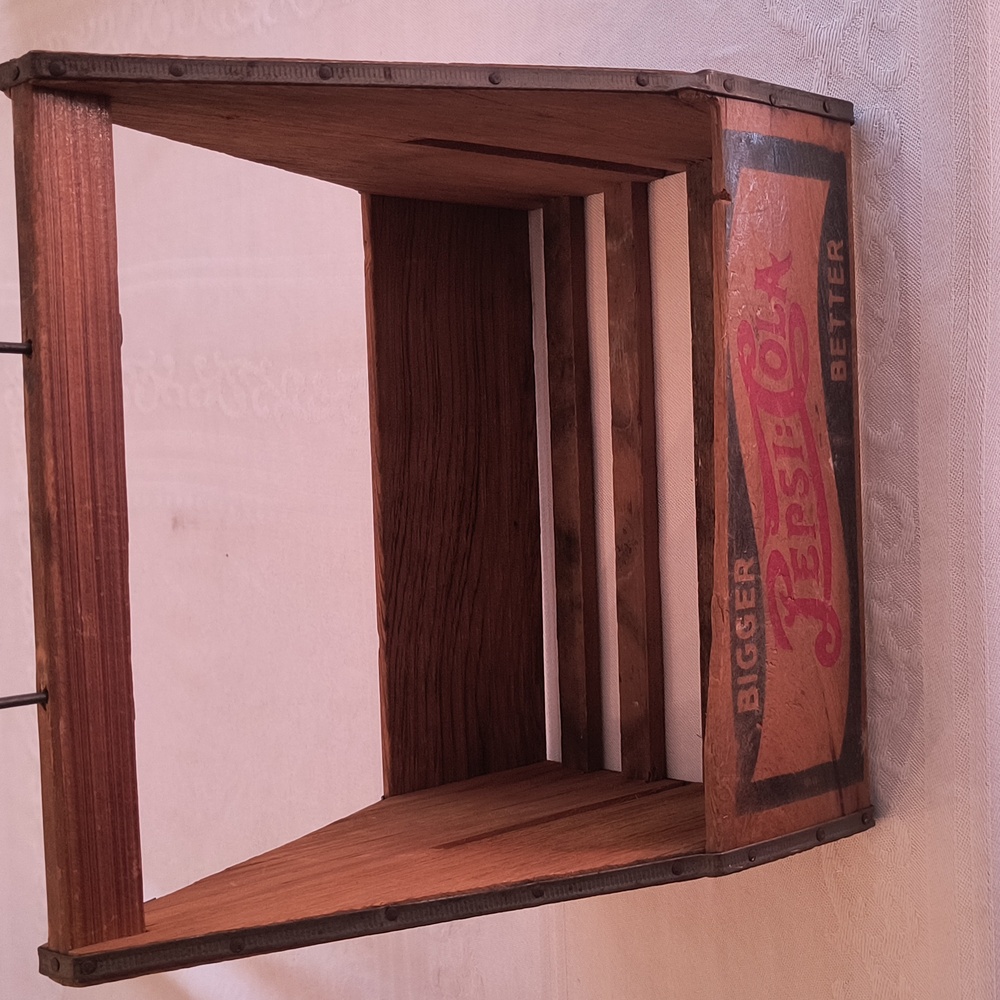 Vintage Wooden Pepsi Carrier - Picture 6 of 16